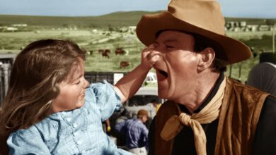 Photo of John Wayne and his daughter have had great experiences in movies .