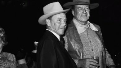 Photo of Frank Sinatra and John Wayne Nearly Came to Blows Over Sinatra ‘Crony’ JFK and Communism