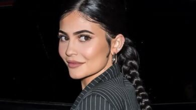 Photo of Kylie Jenner Opened Up About Struggling “Mentally” And “Physically” 6 Weeks After The Birth Of Her Son, And Fans Are Praising Her For “Showing Vulnerability” And Speaking Out About “Unrealistic Expectations”