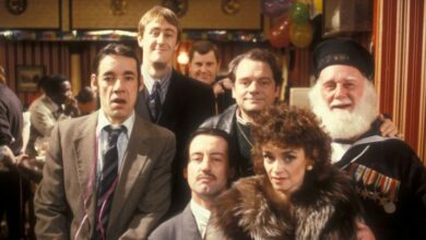Photo of Only Fools and Horses fans point out glaring plot holes in their favourite episodes
