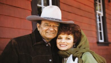Photo of Inside John Wayne’s Decades-Long Relationship With Maureen O’Hara