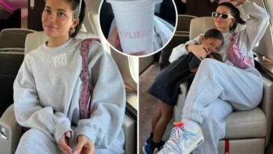 Photo of Kylie Jenner goes makeup-free on her $72M private jet with daughter Stormi after she’s accused of flaunting her wealth