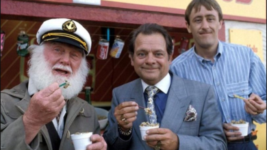 Photo of Only Fools and Horses: Can you name the famous shows that these 6 sitcom stars appeared in from just one picture?