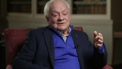 Photo of Only Fools and Horses star Sir David Jason collapsed because of Covid