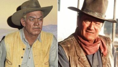 Photo of John Wayne shot his co-star in the back off set – and was reminded of it in his will