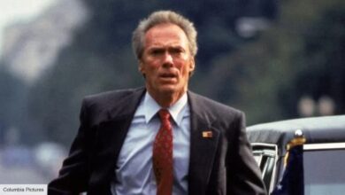 Photo of Clint Eastwood refused to leave movie set even though it was on fire