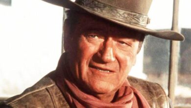 Photo of Furious John Wayne blasted ‘degrading’ film by his biggest Hollywood rival