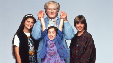 Photo of Mrs. Doubtfire Stars Reminisce About Working with Robin Williams