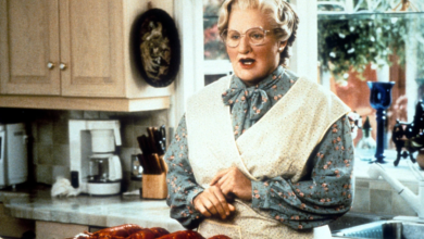 Photo of Robin Williams almost didn’t play Mrs Doubtfire – another actor turned it down