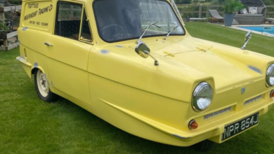 Photo of Del Boy’s Reliant Regan from Only Fools and Horses hits auction for eye-watering sum… but there’s a catch