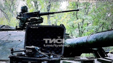 Photo of Ukrainian T-72AMT tank with placed M2 Browning instead of the NSVT
