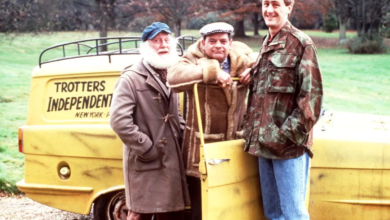 Photo of Only Fools and Horses fan Ricky Hatton forced to stop driving ‘deathtrap’ Del Boy van